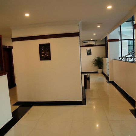 Hotel Savera Park Thrissur Εξωτερικό φωτογραφία