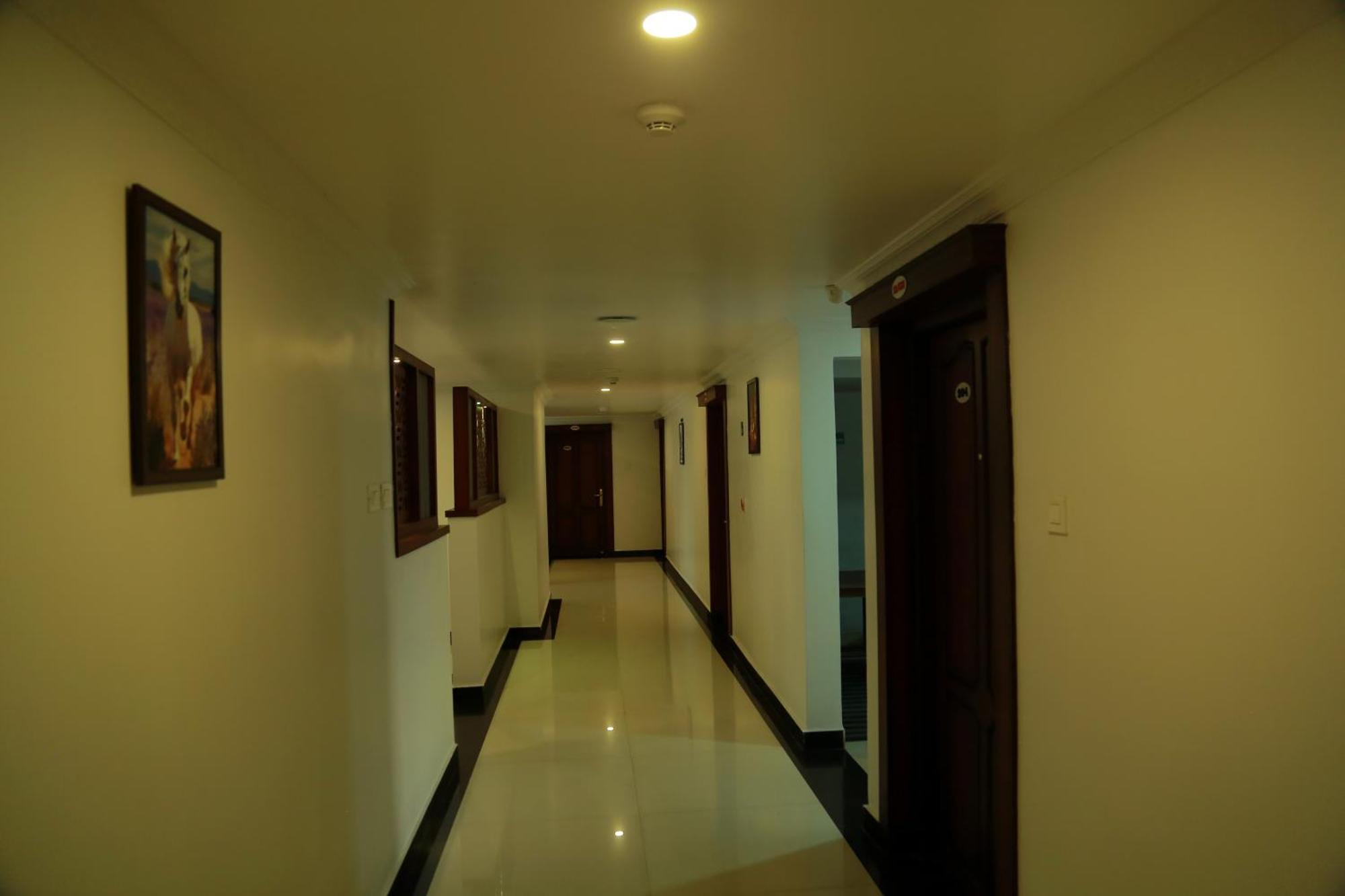 Hotel Savera Park Thrissur Εξωτερικό φωτογραφία
