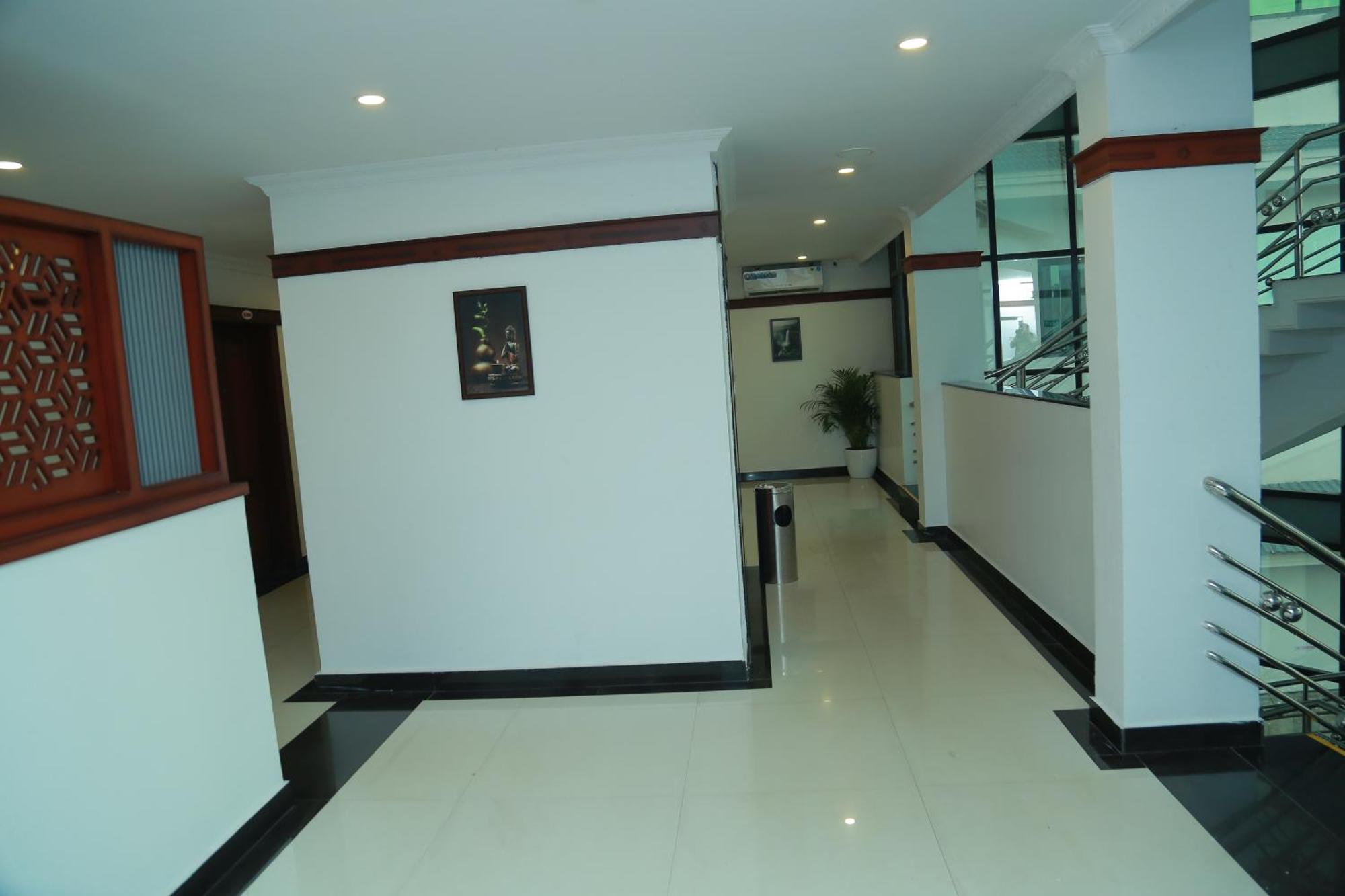 Hotel Savera Park Thrissur Εξωτερικό φωτογραφία