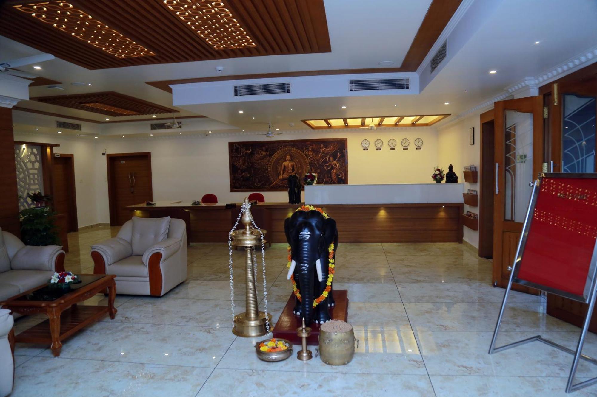 Hotel Savera Park Thrissur Εξωτερικό φωτογραφία
